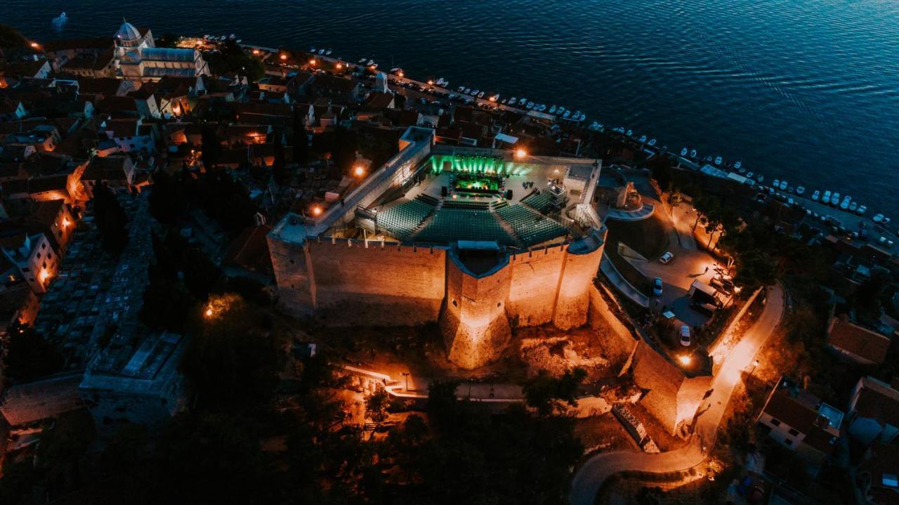 Apartment Anamaria Sibenik Ngoại thất bức ảnh